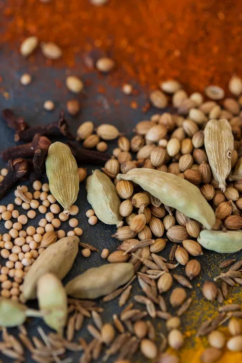 Whole spices